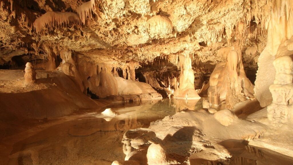 Nerja Caves